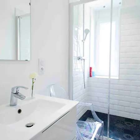 Le Saint-pierre Apartment *